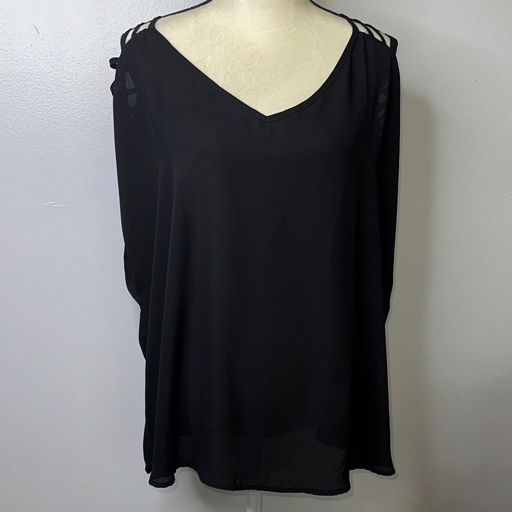 Torrid Black Cutout Shoulder Blouse